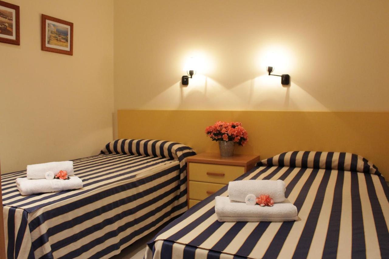 Apartaments Tamariu Luaran gambar